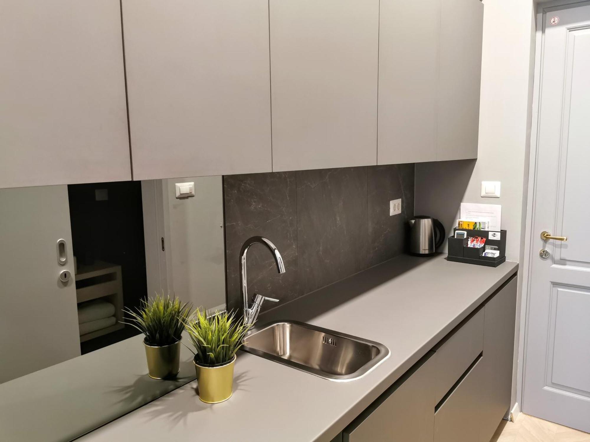 Mint Boutique Studio Apartments Загреб Экстерьер фото